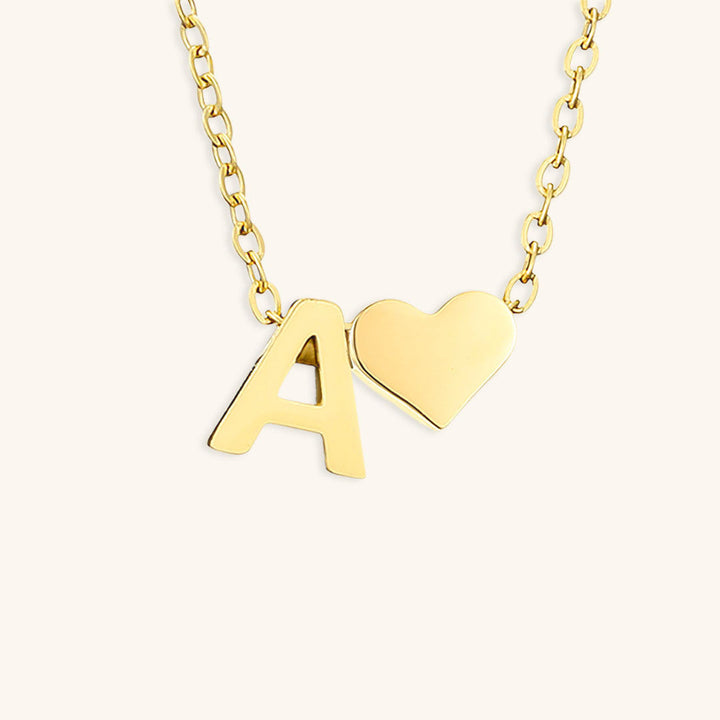 Collier en Or avec Lettre Initiale Ria