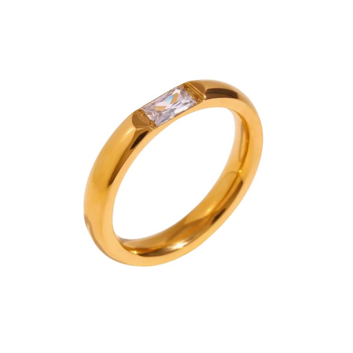 Bague en or avec pierre baguette