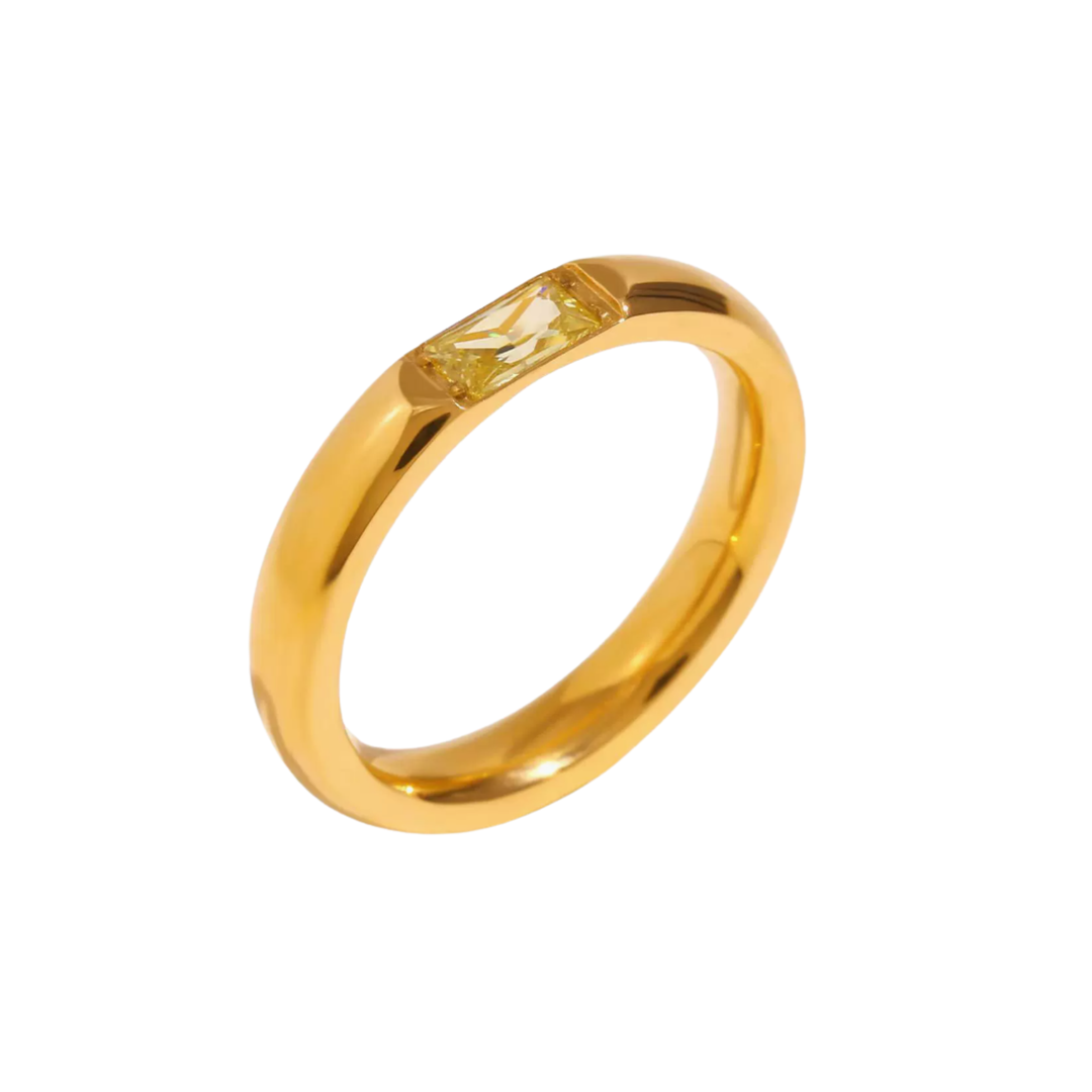 Bague en or avec pierre baguette