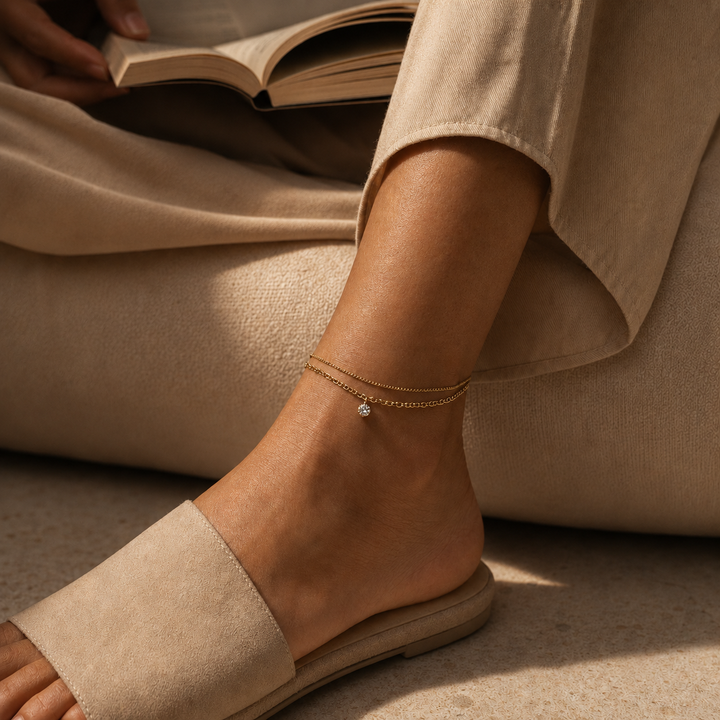 Bracelet de cheville en couches avec coquillage en pétales blancs