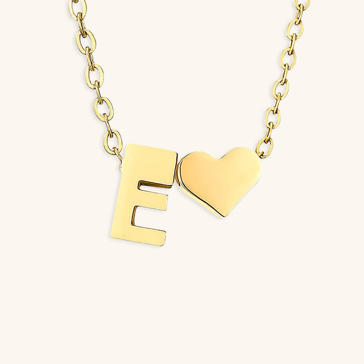 Collier en Or avec Lettre Initiale Ria