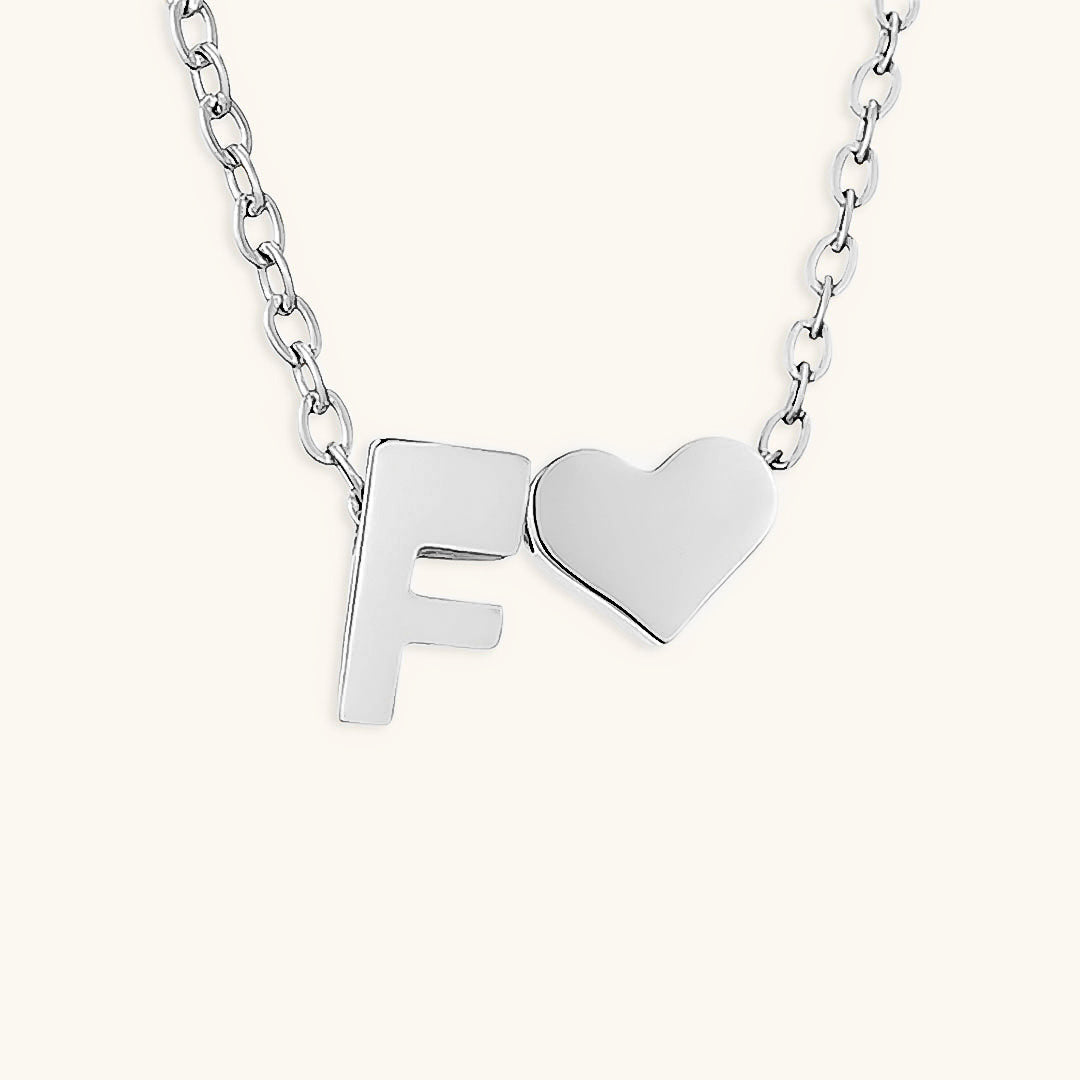 Collier en Or avec Lettre Initiale Ria