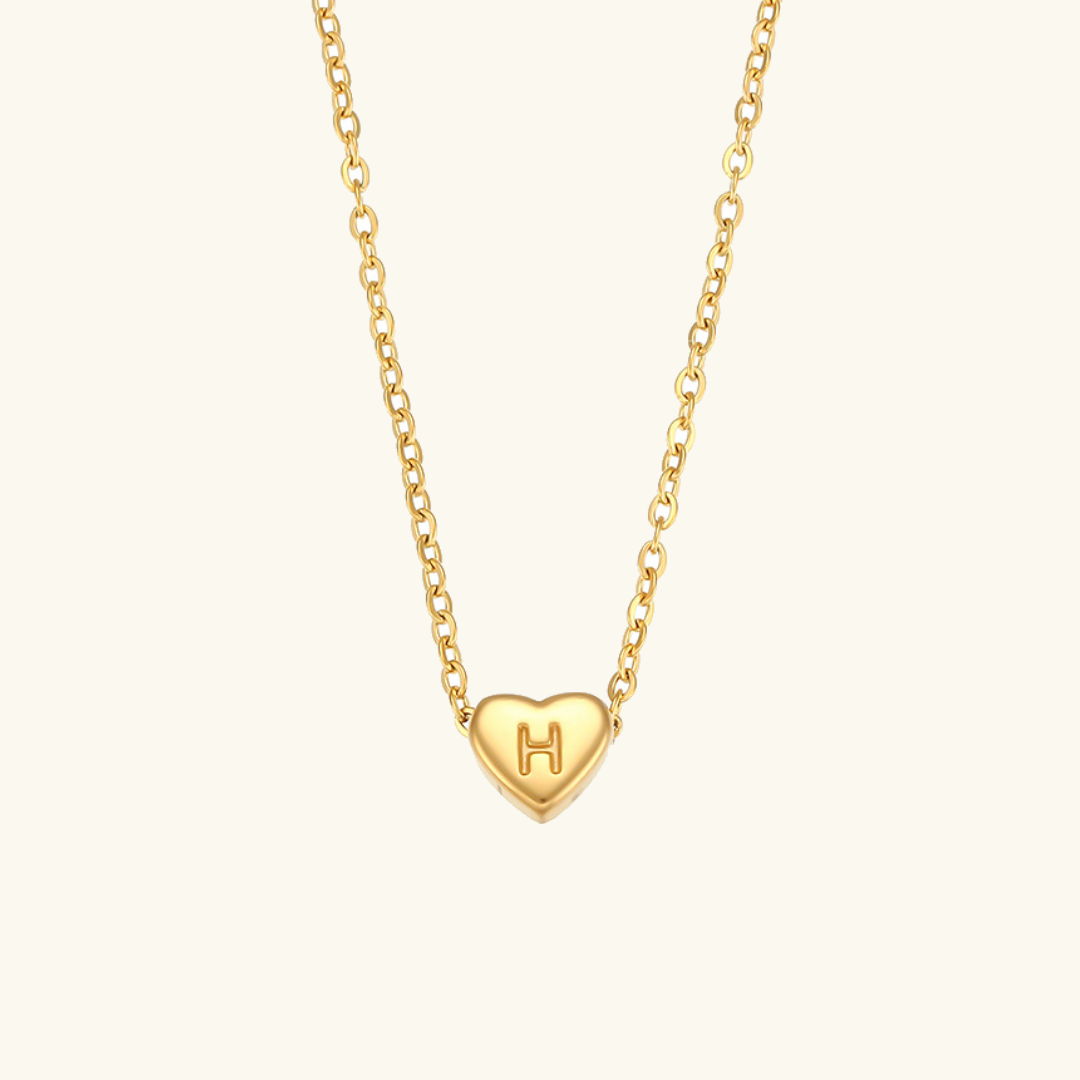 Collier en Or avec Initiale en Forme de Cœur