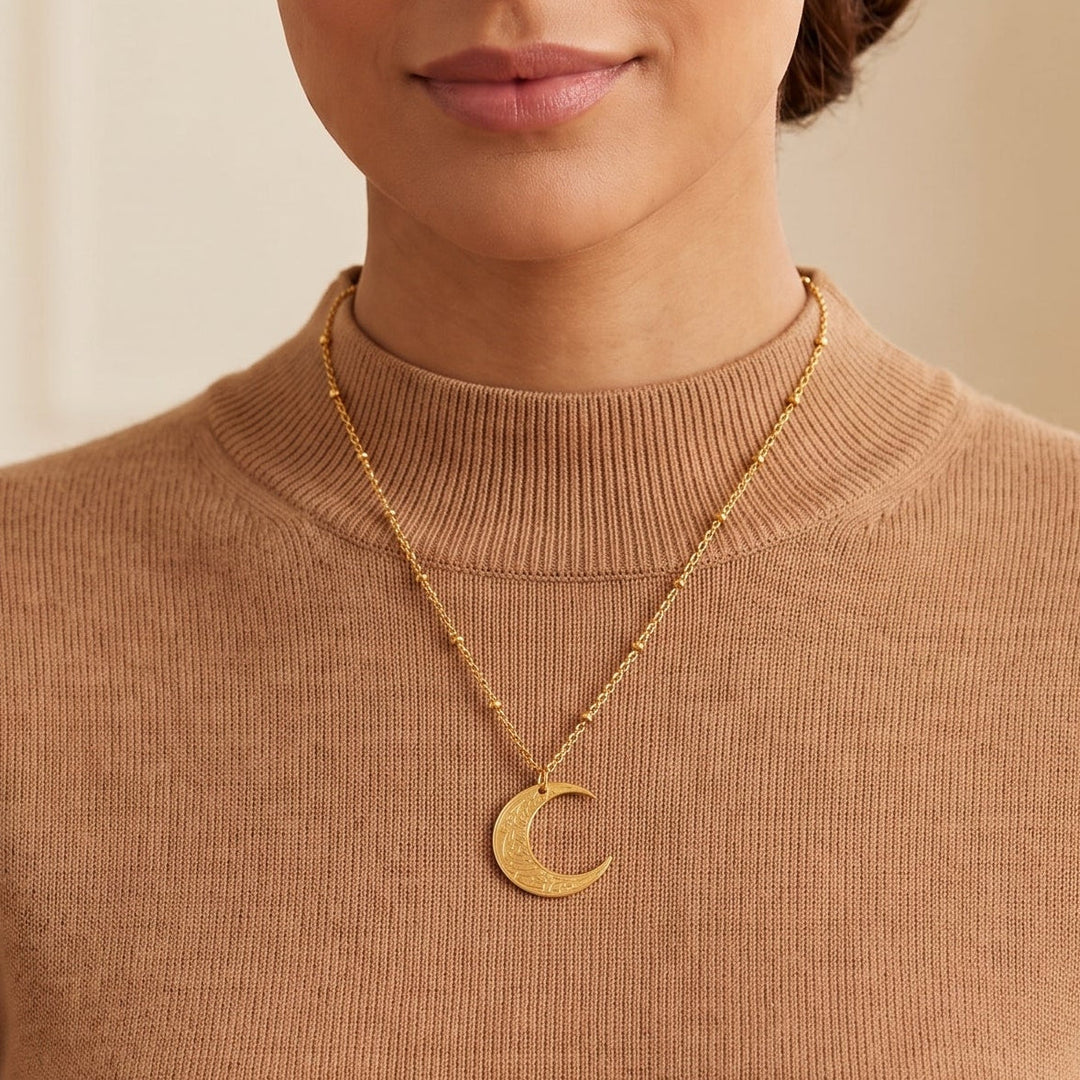 Collier Croissant de Dureté et de Facilité