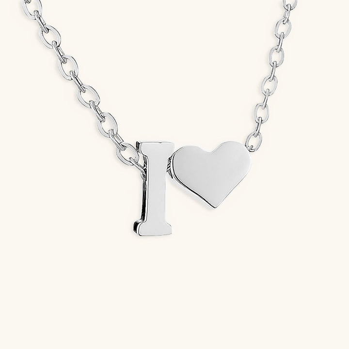 Collier en Or avec Lettre Initiale Ria