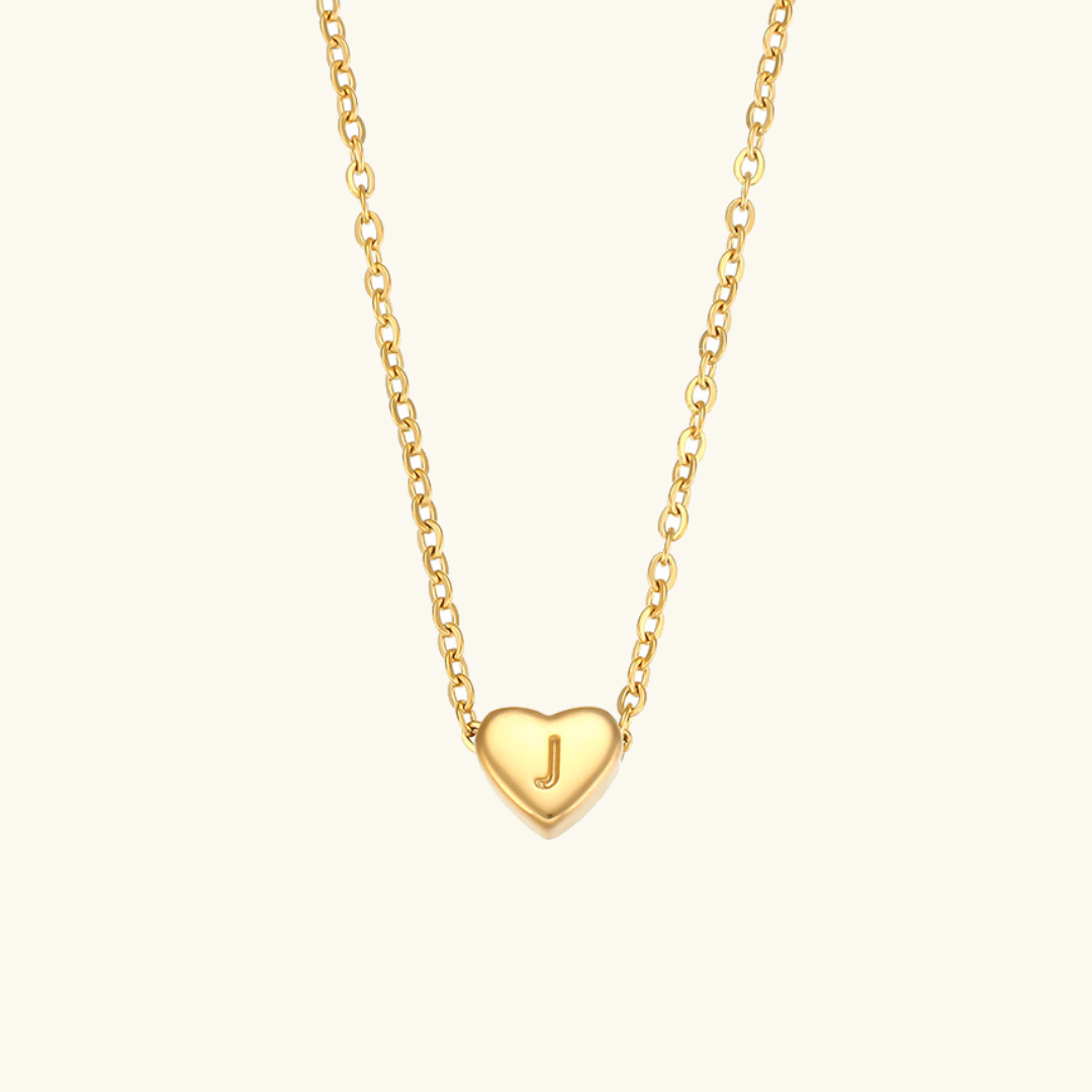 Collier en Or avec Initiale en Forme de Cœur