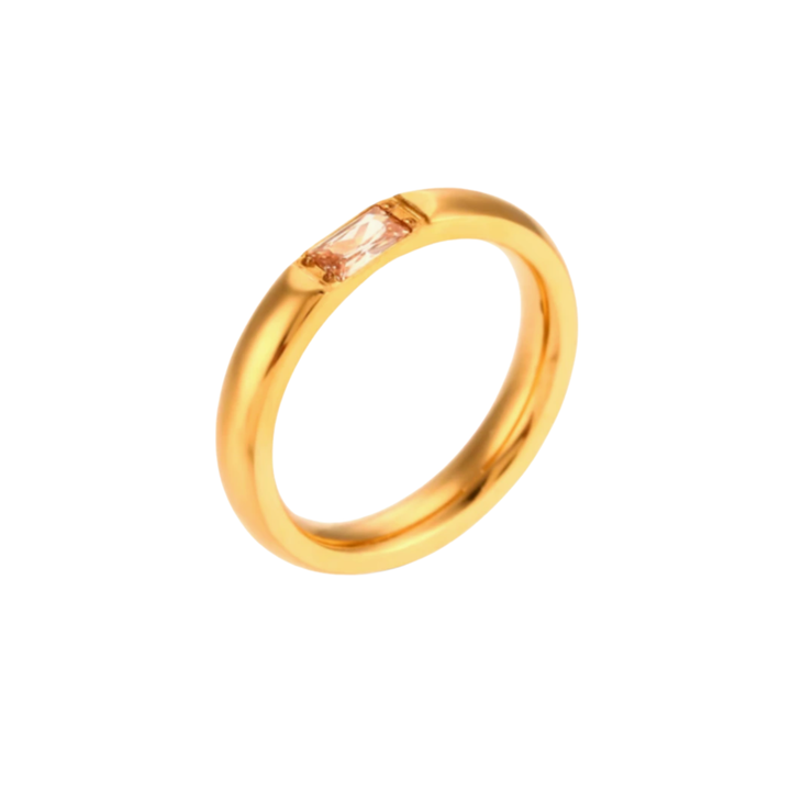 Bague en or avec pierre baguette