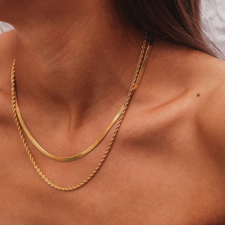 Collier en Chaîne Dorée Superposée Hailey