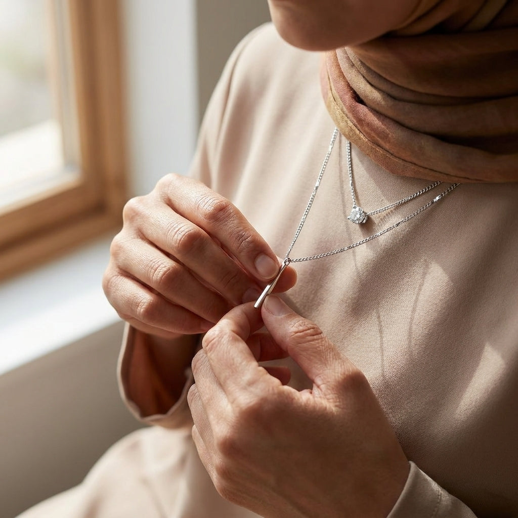 Collier Zareen