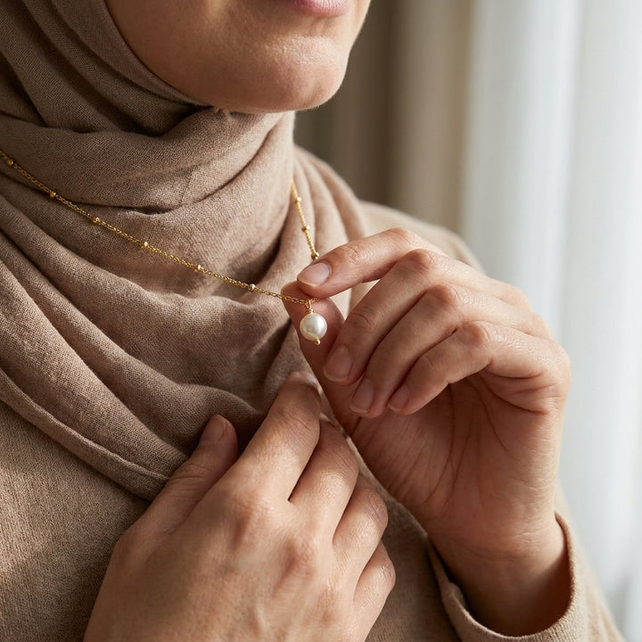 Collier de Perles Silencieuses