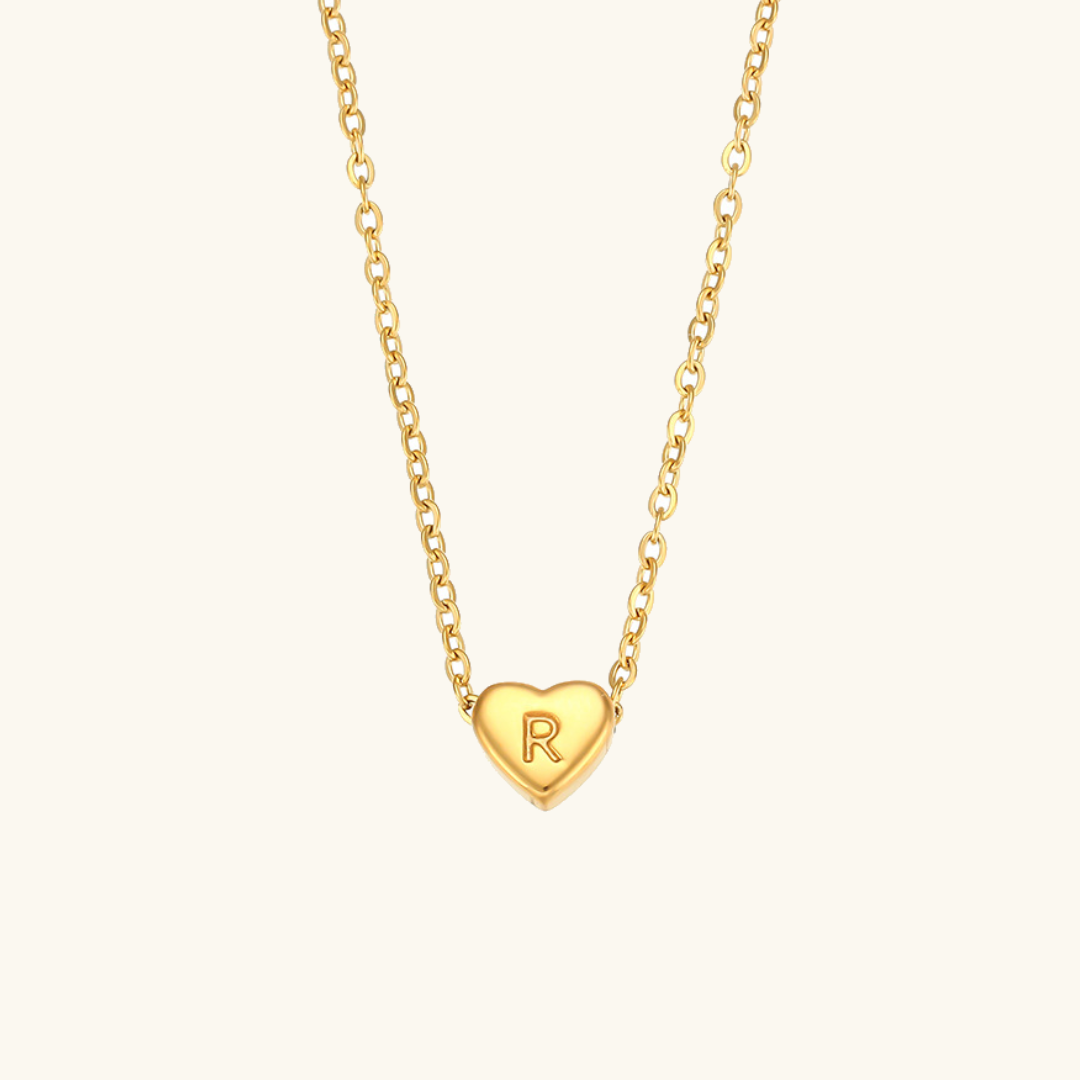 Collier en Or avec Initiale en Forme de Cœur