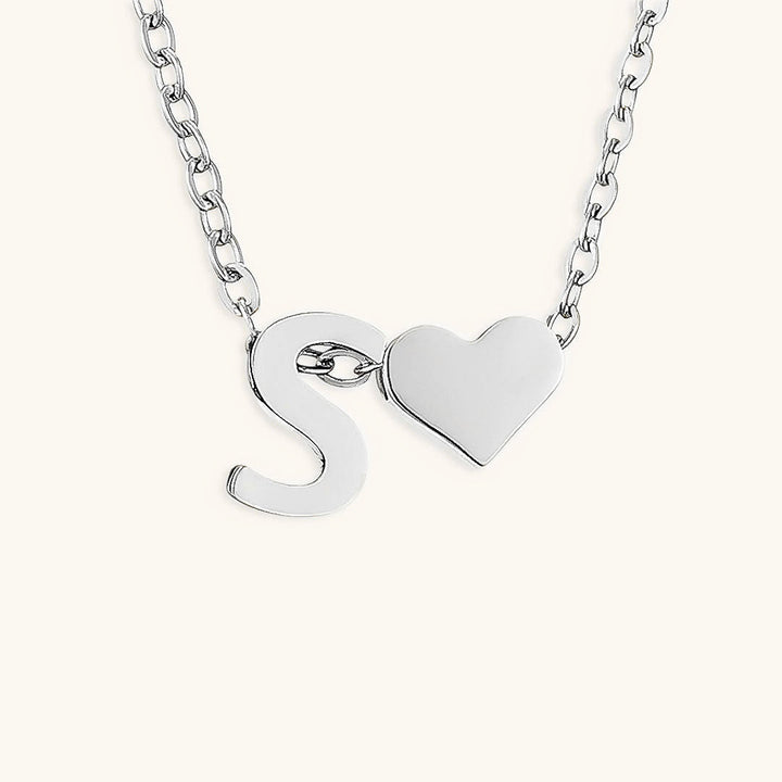 Collier en Or avec Lettre Initiale Ria