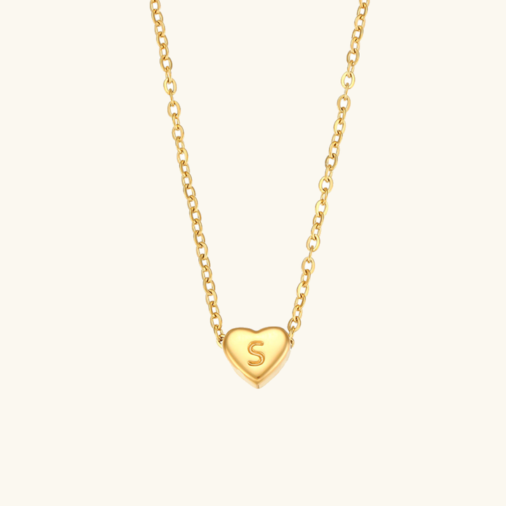 Collier en Or avec Initiale en Forme de Cœur