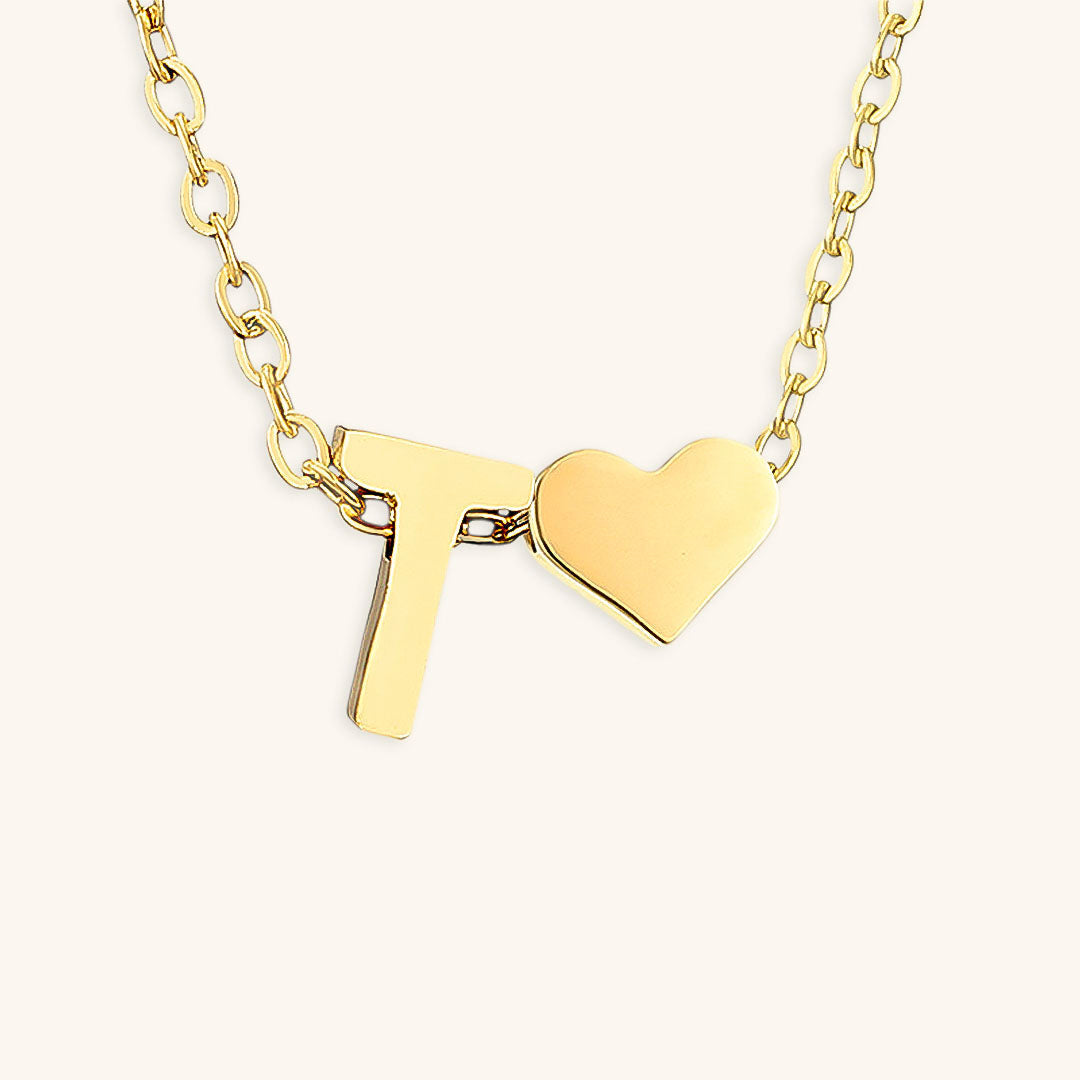 Collier en Or avec Lettre Initiale Ria