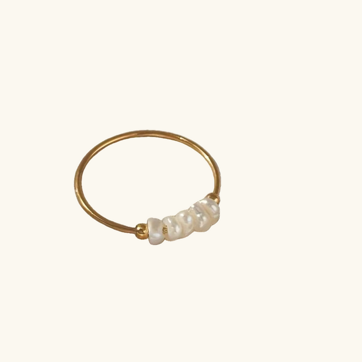 Bague Zareen
