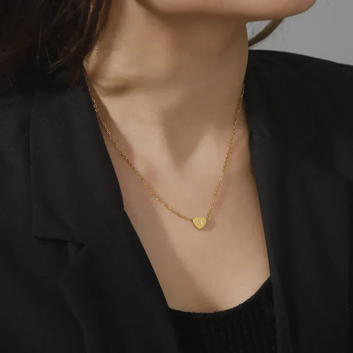 Collier en Or avec Initiale en Forme de Cœur